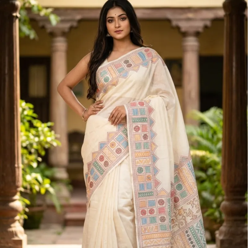 চান্দেরি সিল্ক শাড়ি