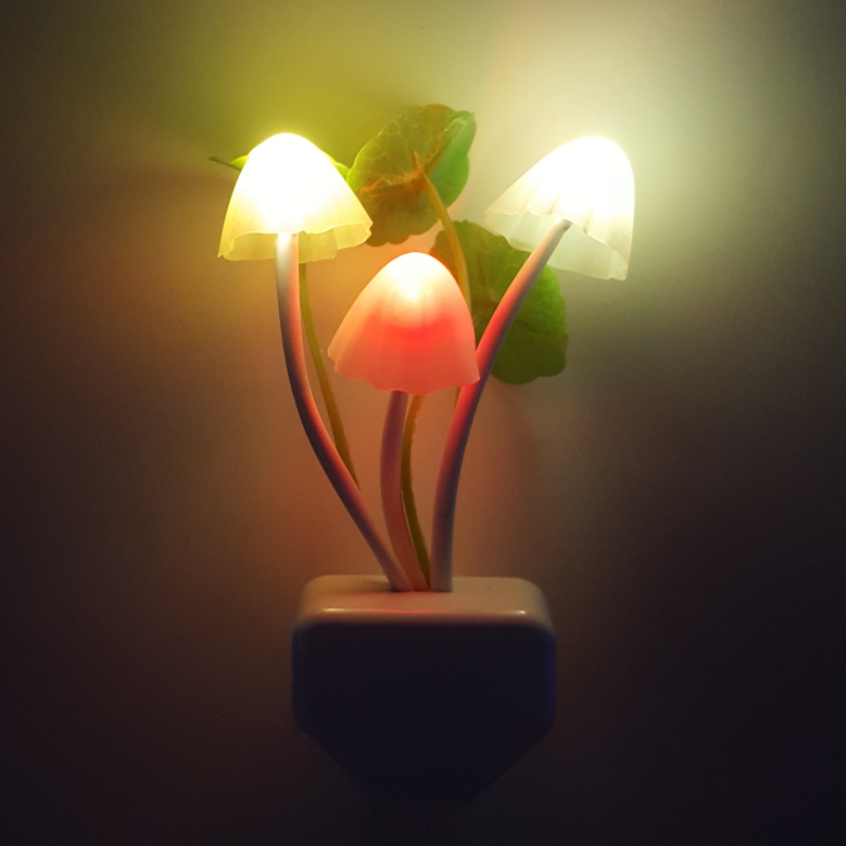 LED Sensor Dream Mushroom Lamp